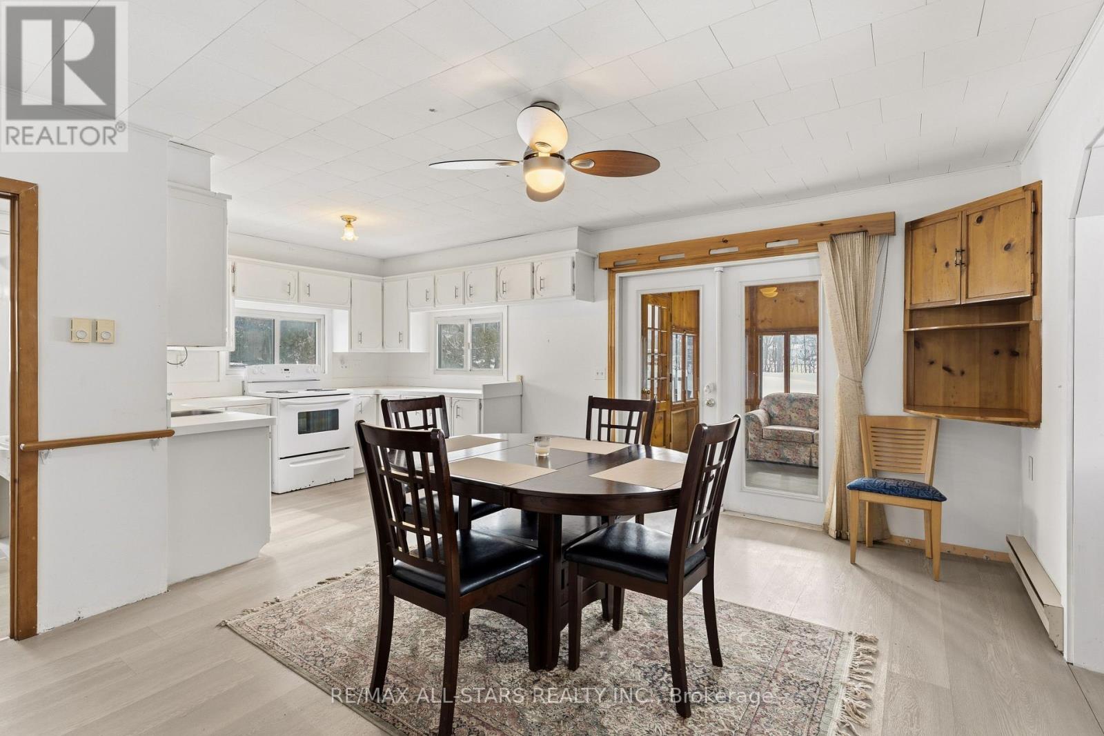 46 Helen Street, Kawartha Lakes, Ontario  K0M 1N0 - Photo 6 - X12823662