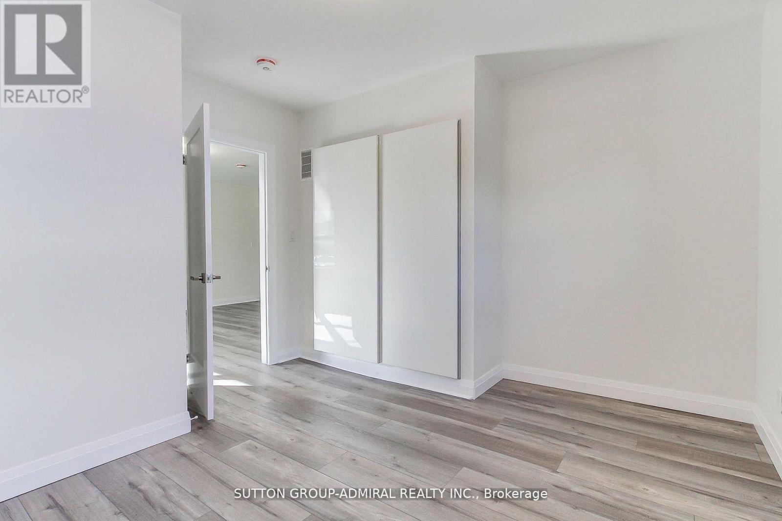 836 Montsell Avenue, Georgina, Ontario  L0E 1S0 - Photo 29 - N12998896