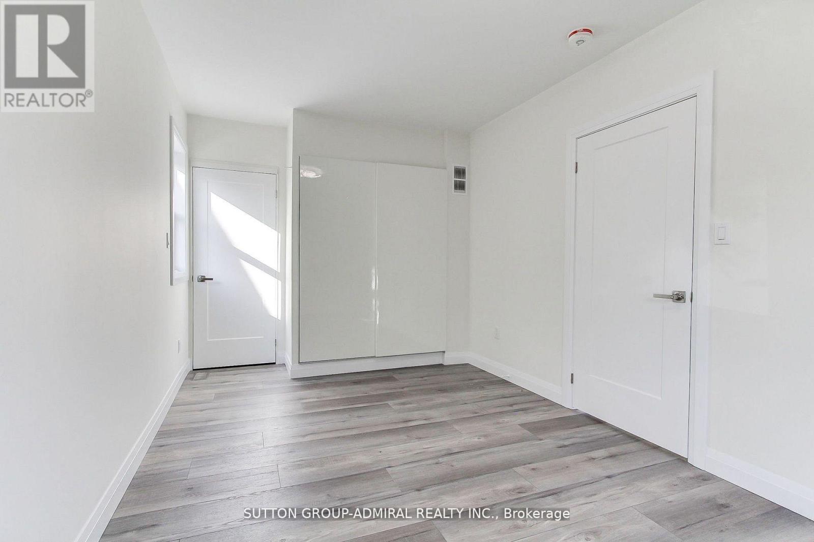 836 Montsell Avenue, Georgina, Ontario  L0E 1S0 - Photo 32 - N12998896