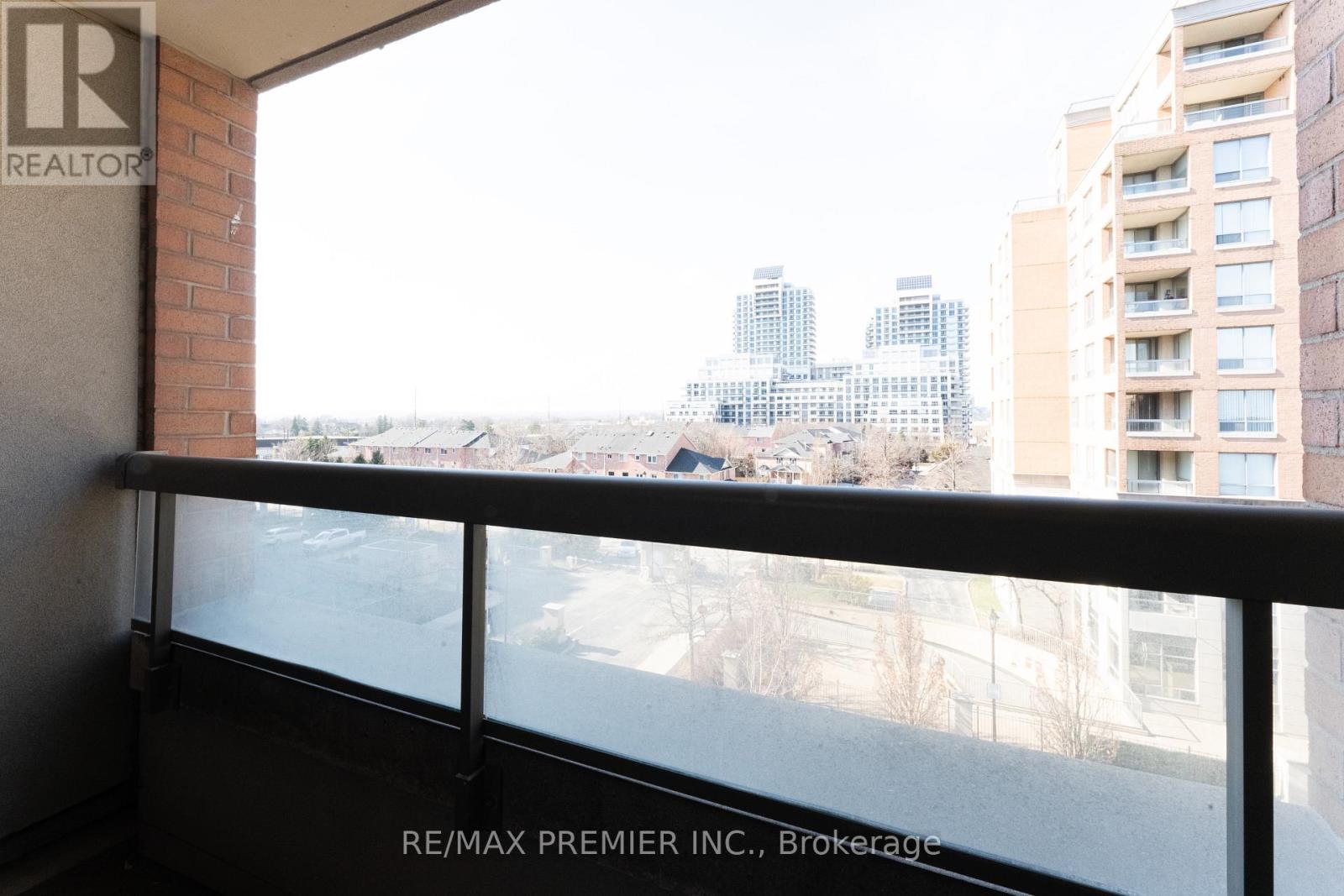 504 - 19 Northern Heights Drive, Richmond Hill, Ontario  L4B 4M4 - Photo 9 - N12998916