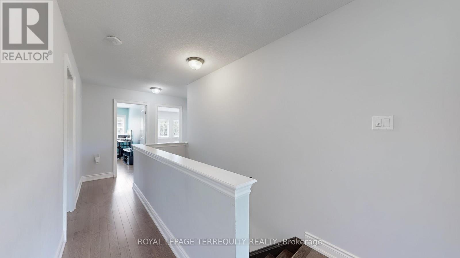 28 Richmond Park Drive, Georgina, Ontario  L4P 0H2 - Photo 26 - N12998960