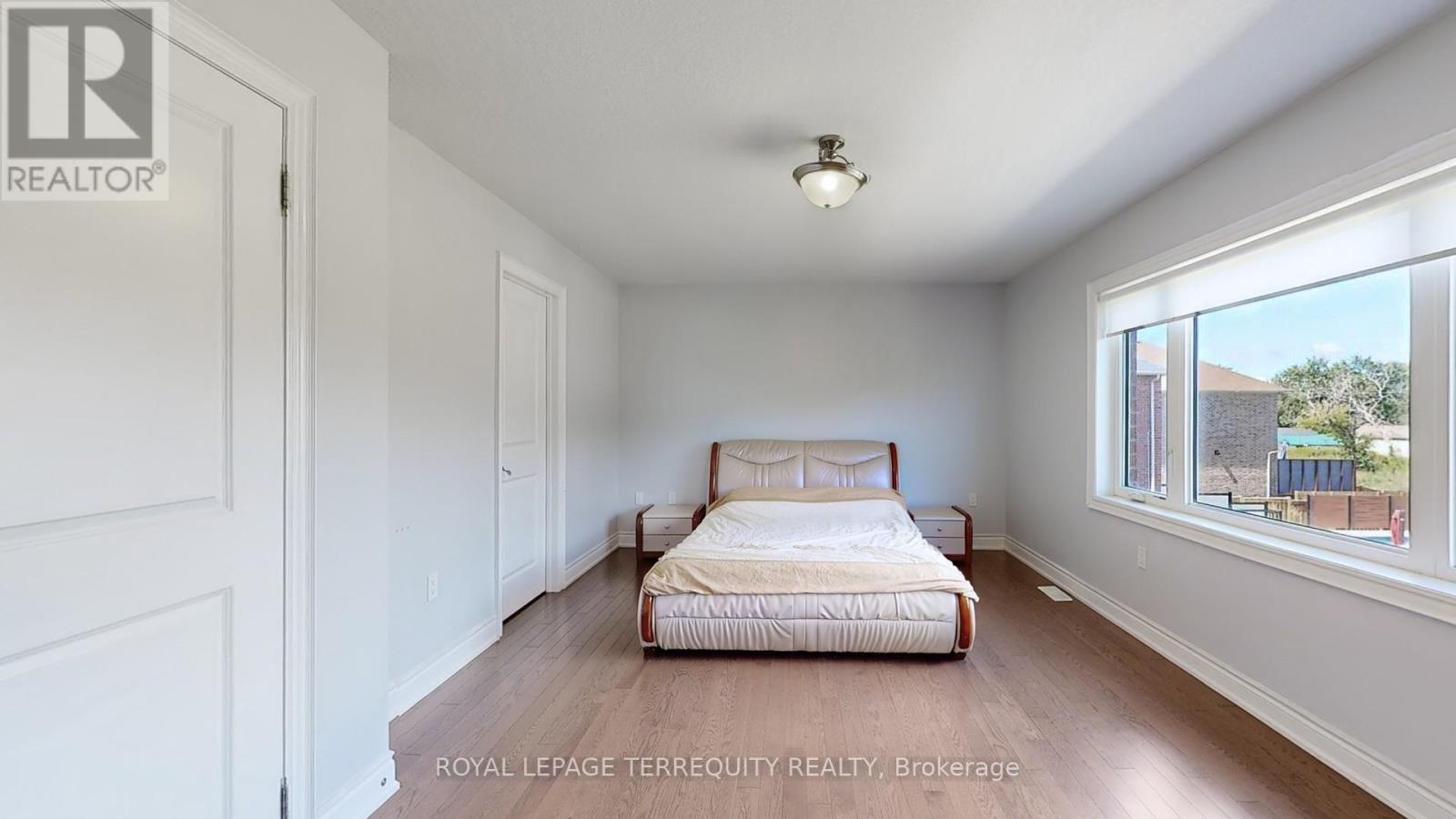 28 Richmond Park Drive, Georgina, Ontario  L4P 0H2 - Photo 27 - N12998960