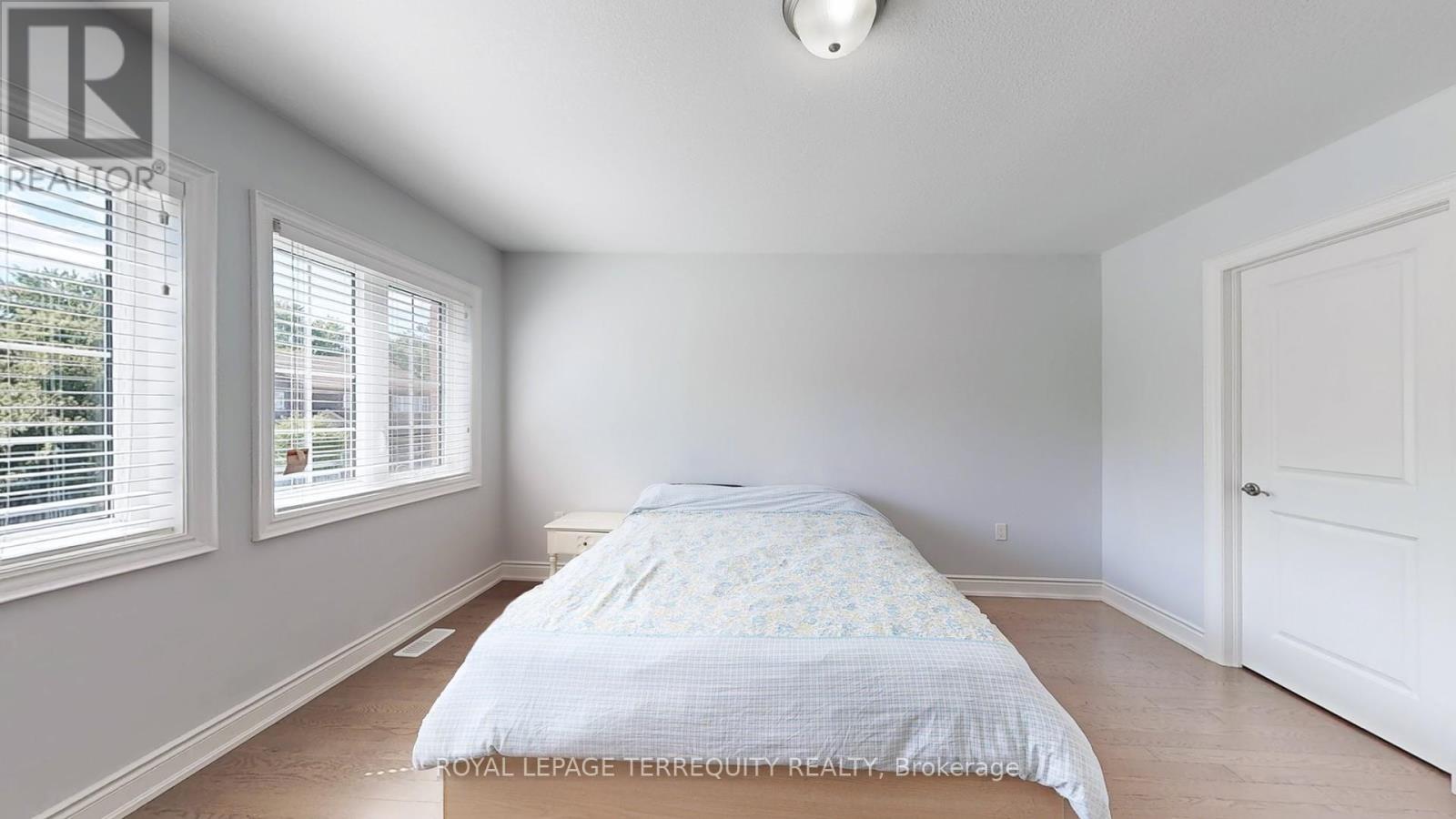 28 Richmond Park Drive, Georgina, Ontario  L4P 0H2 - Photo 34 - N12998960