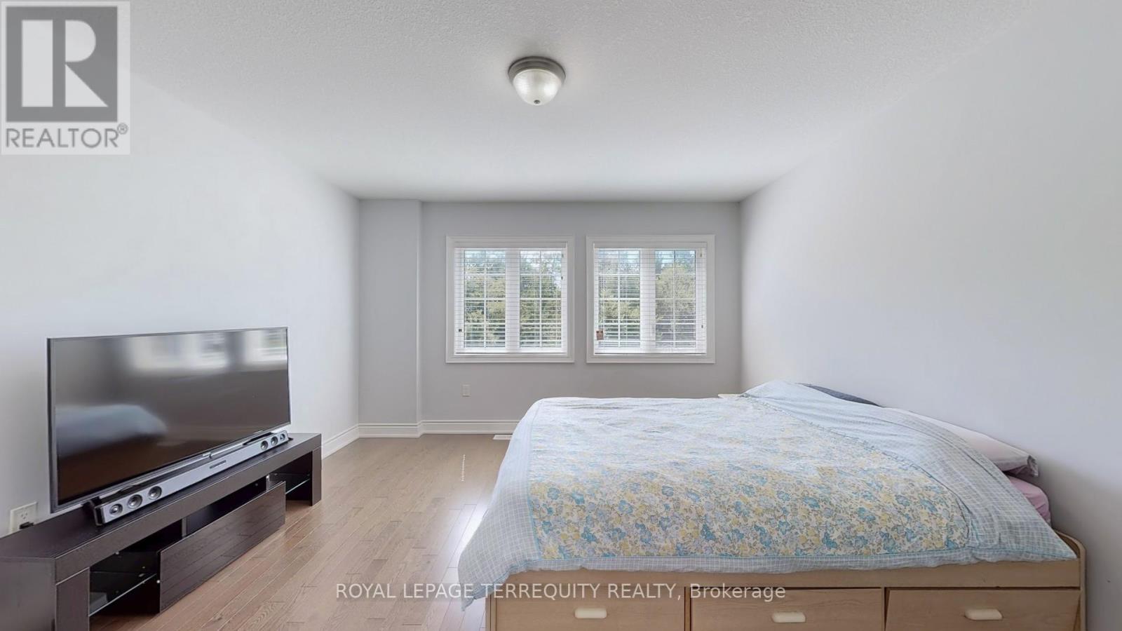 28 Richmond Park Drive, Georgina, Ontario  L4P 0H2 - Photo 36 - N12998960