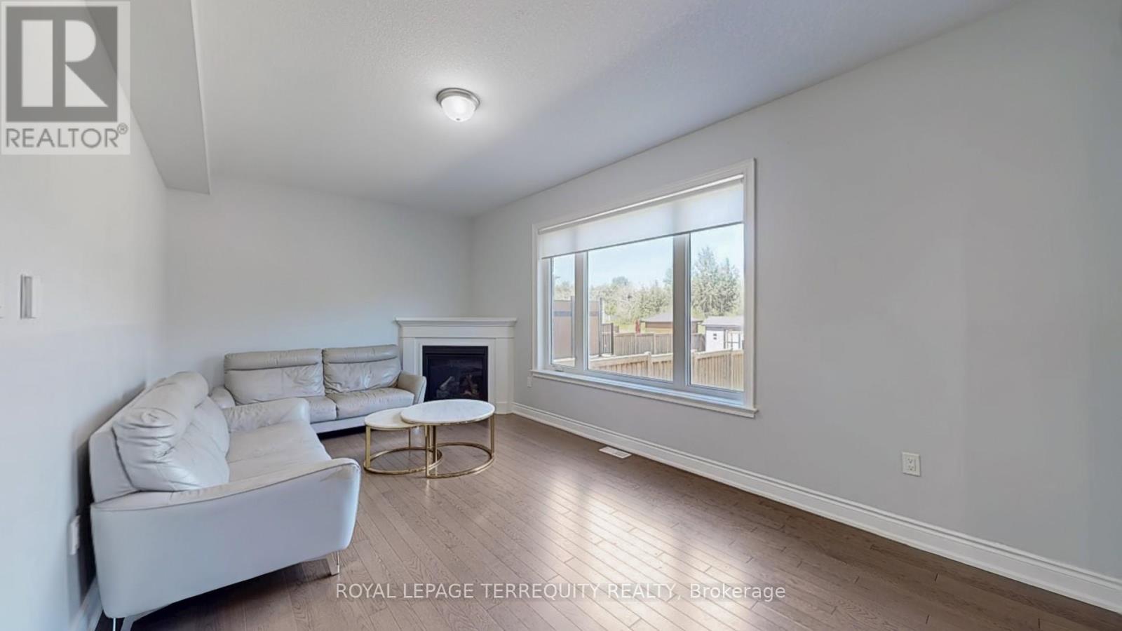 28 Richmond Park Drive, Georgina, Ontario  L4P 0H2 - Photo 8 - N12998960