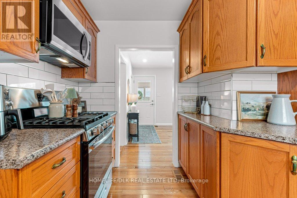 29 Crawford Street, Brockville, Ontario  K6V 1S2 - Photo 14 - X12912594