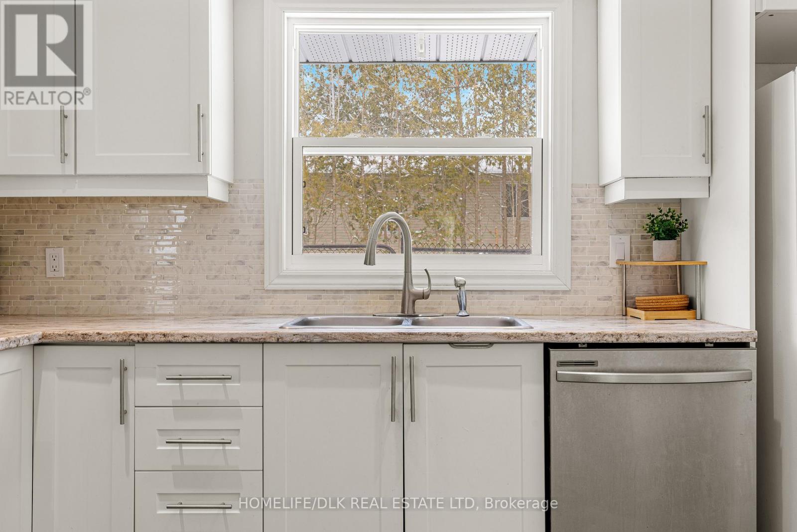 4 Baxter Drive, Brockville, Ontario  K6V 3T8 - Photo 18 - X12973396