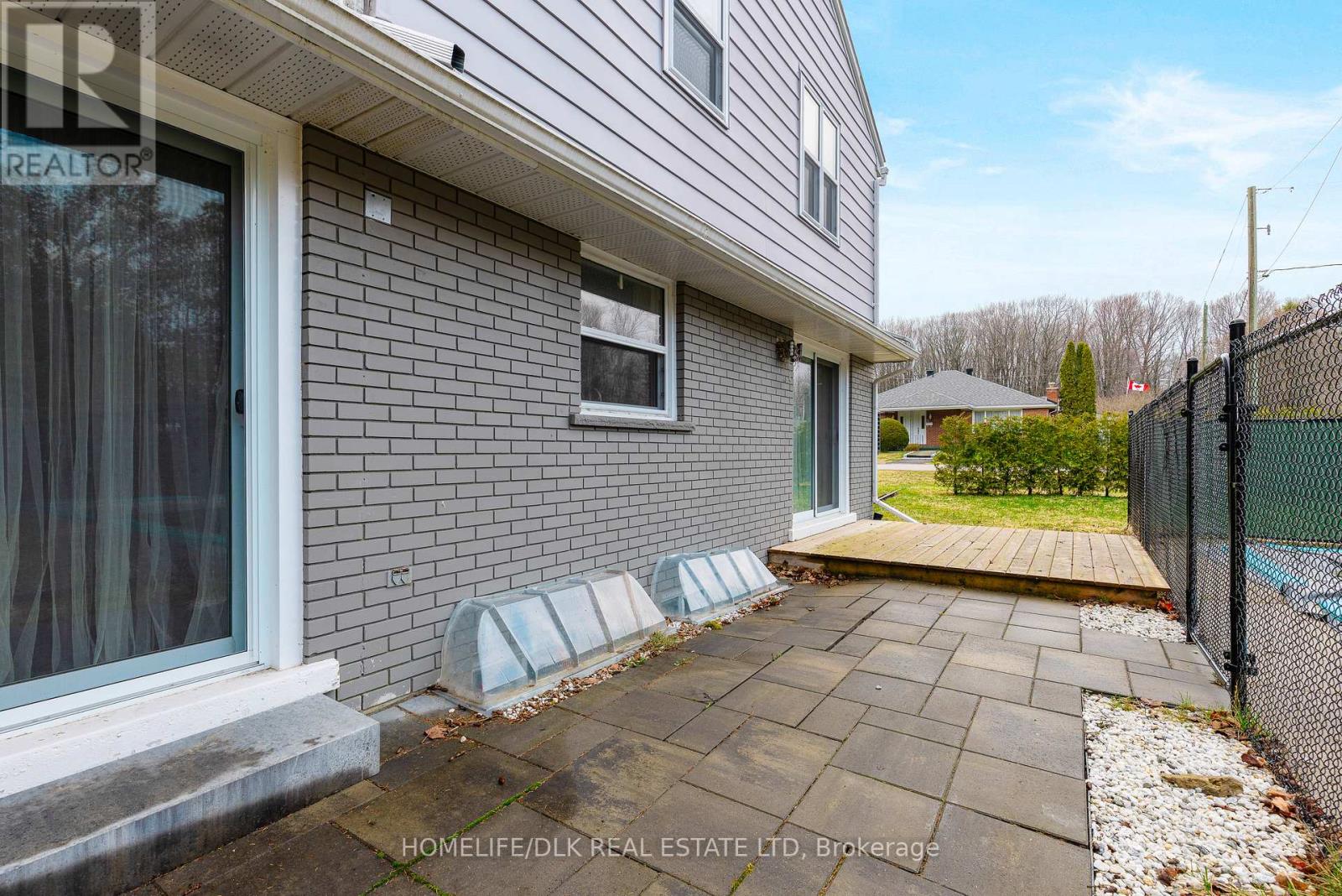 4 Baxter Drive, Brockville, Ontario  K6V 3T8 - Photo 6 - X12973396