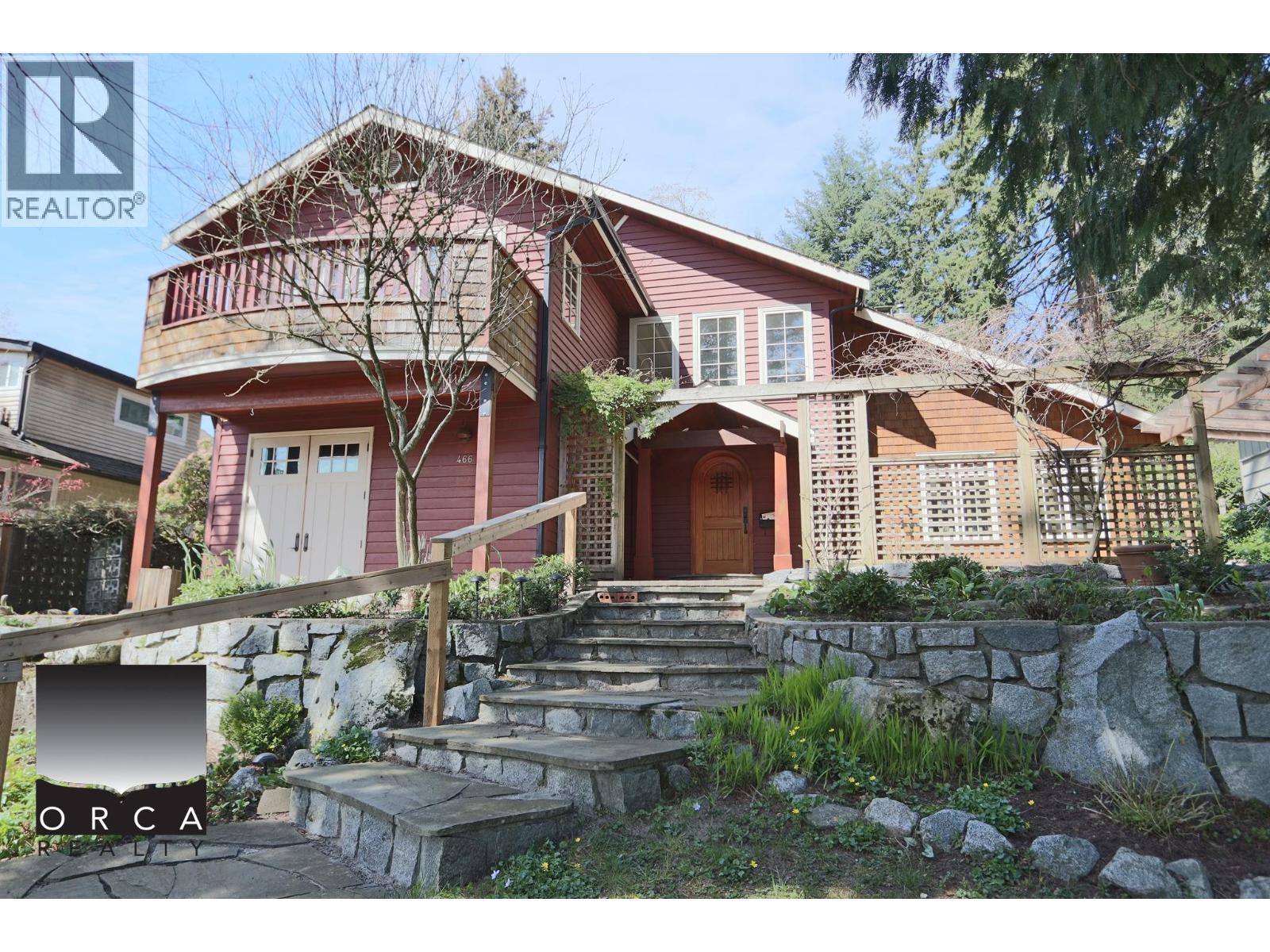 466 BRAND STREET, North Vancouver, British Columbia