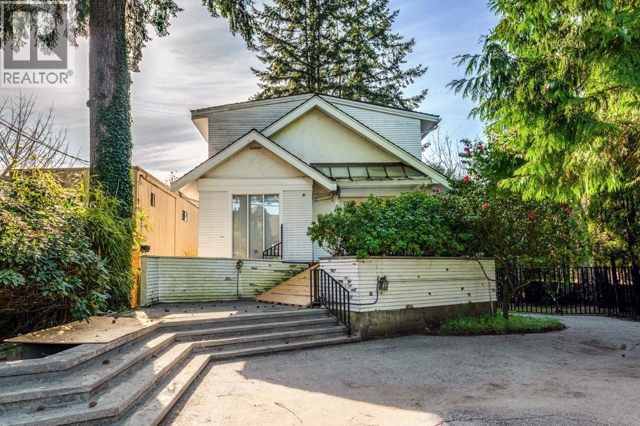 5833 Macdonald Street, Vancouver, British Columbia  V6N 1E2 - Photo 4 - R3109546