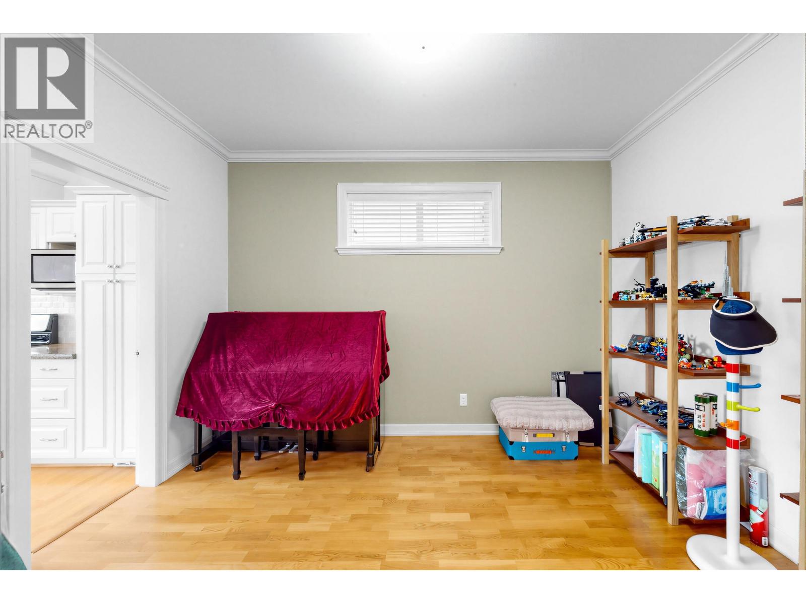 3580 Semlin Drive, Richmond, British Columbia V7C 5V7 - Photo 10 - R3111159