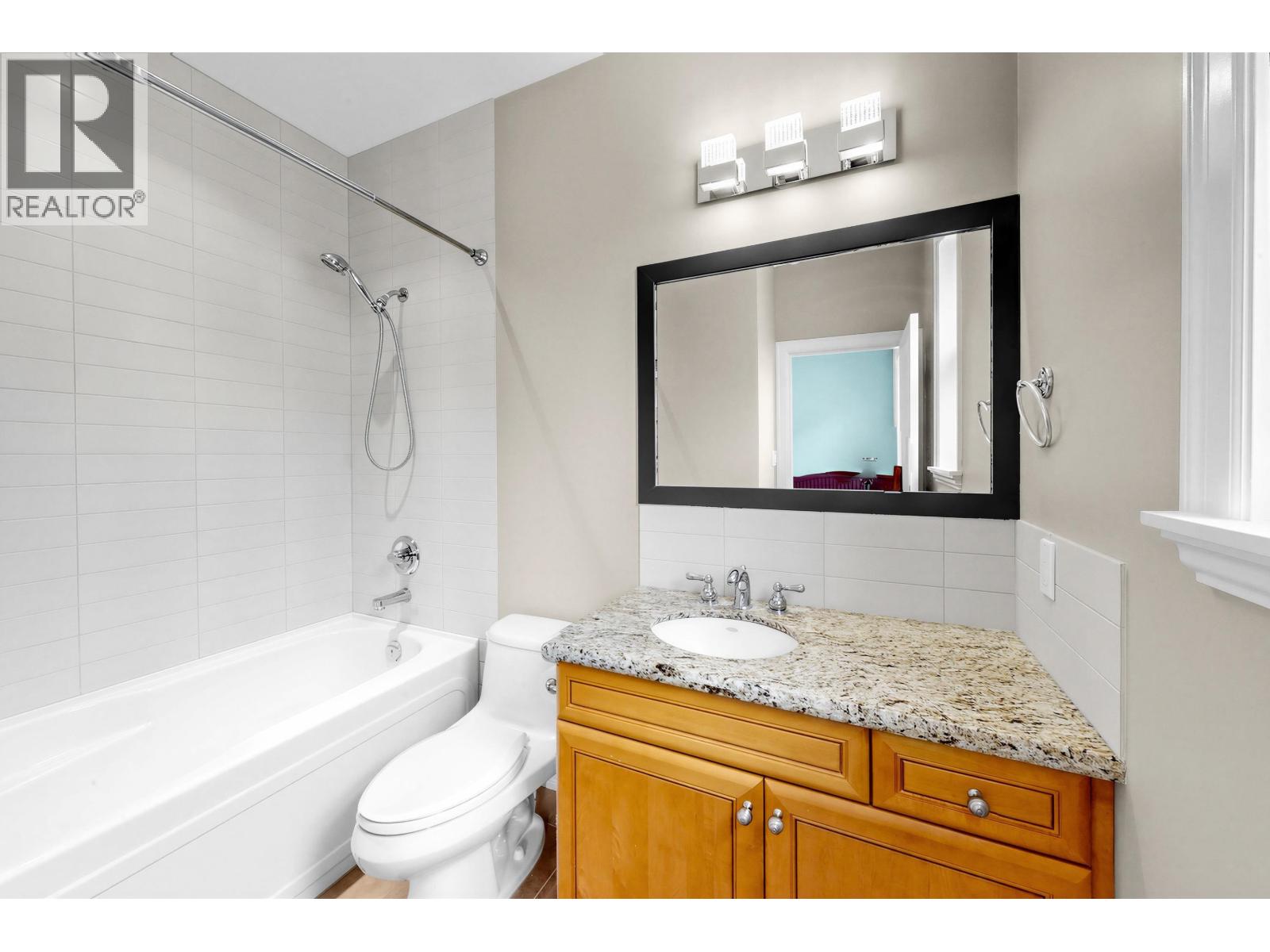 3580 Semlin Drive, Richmond, British Columbia V7C 5V7 - Photo 26 - R3111159