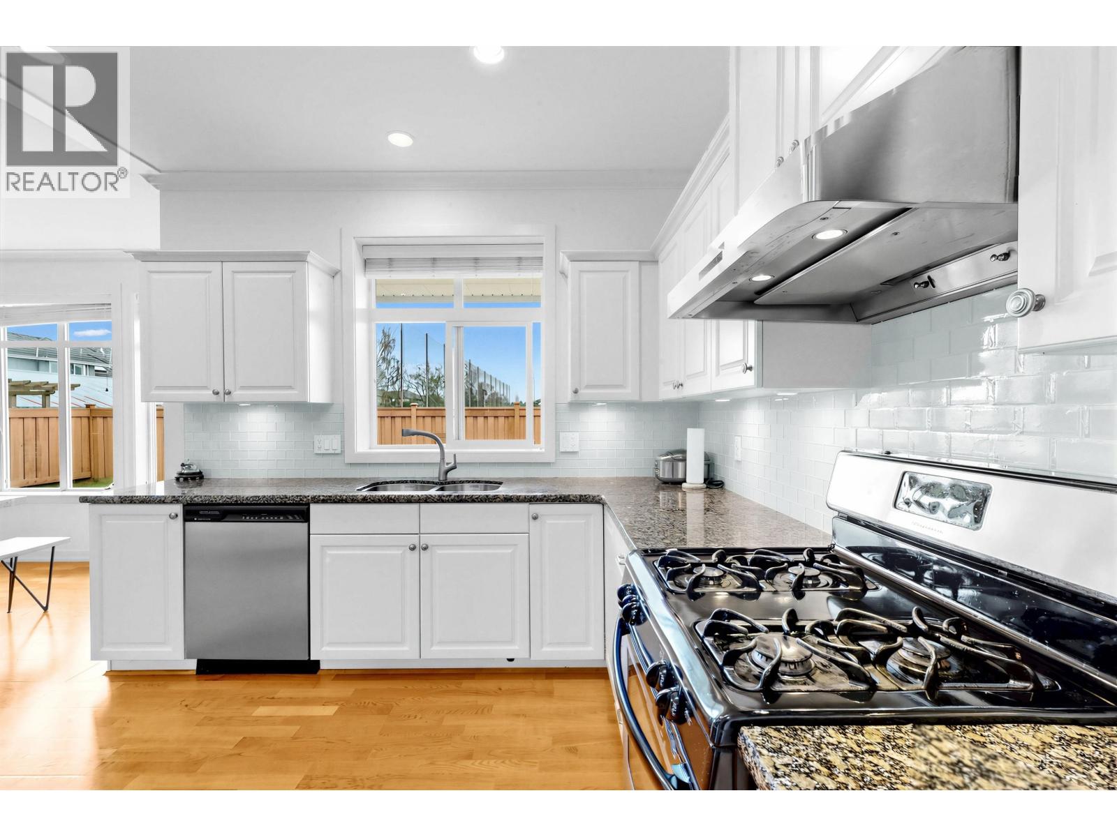 3580 Semlin Drive, Richmond, British Columbia V7C 5V7 - Photo 9 - R3111159