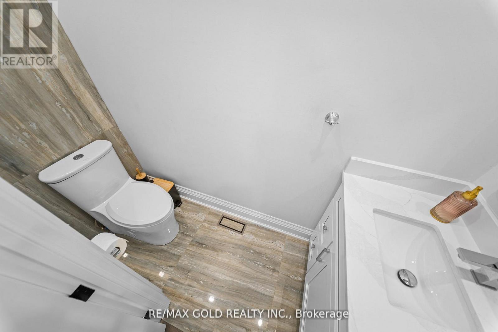 99 Twenty Seventh Street, Toronto, Ontario  M8W 2X6 - Photo 22 - W12998922