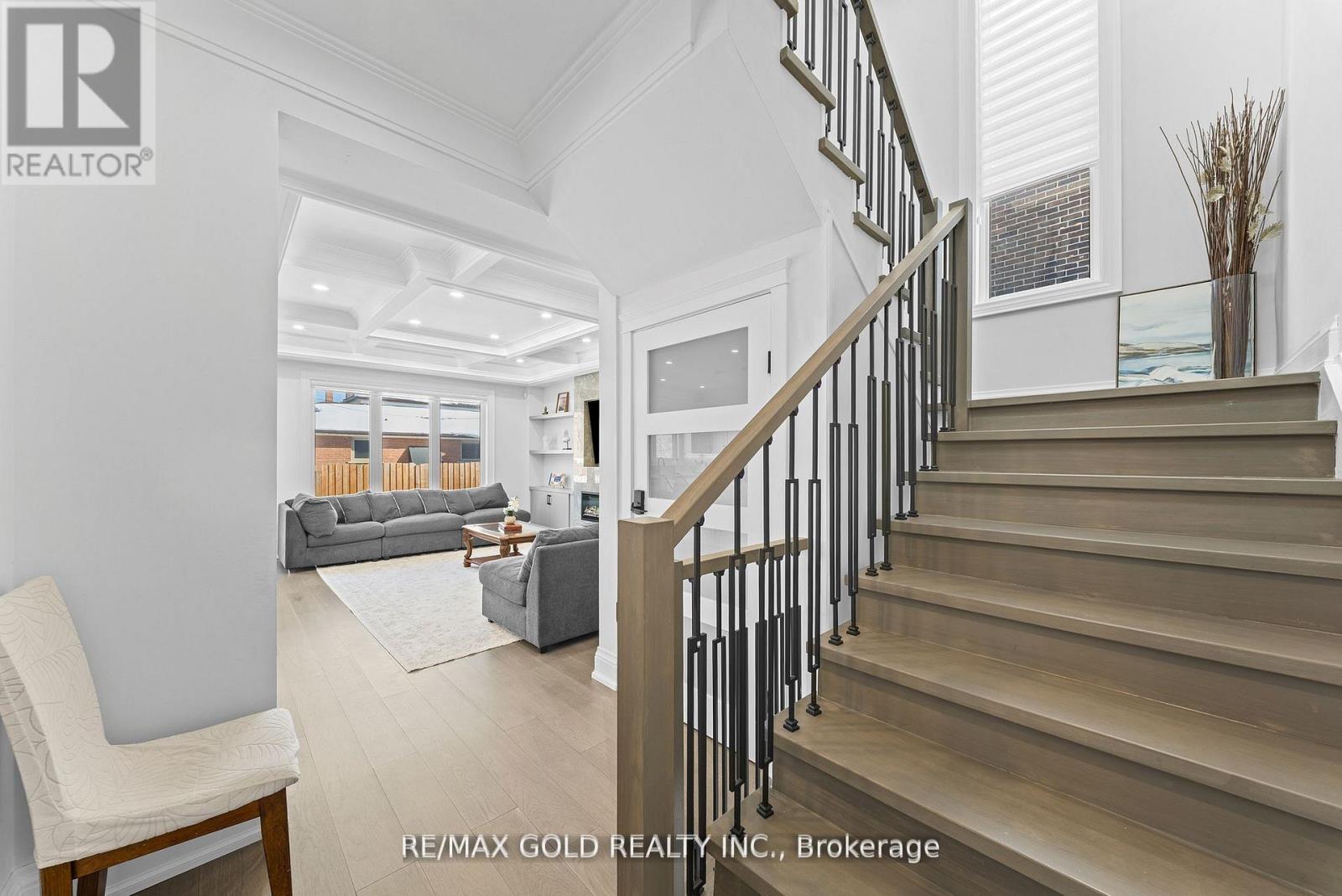 99 Twenty Seventh Street, Toronto, Ontario  M8W 2X6 - Photo 26 - W12998922