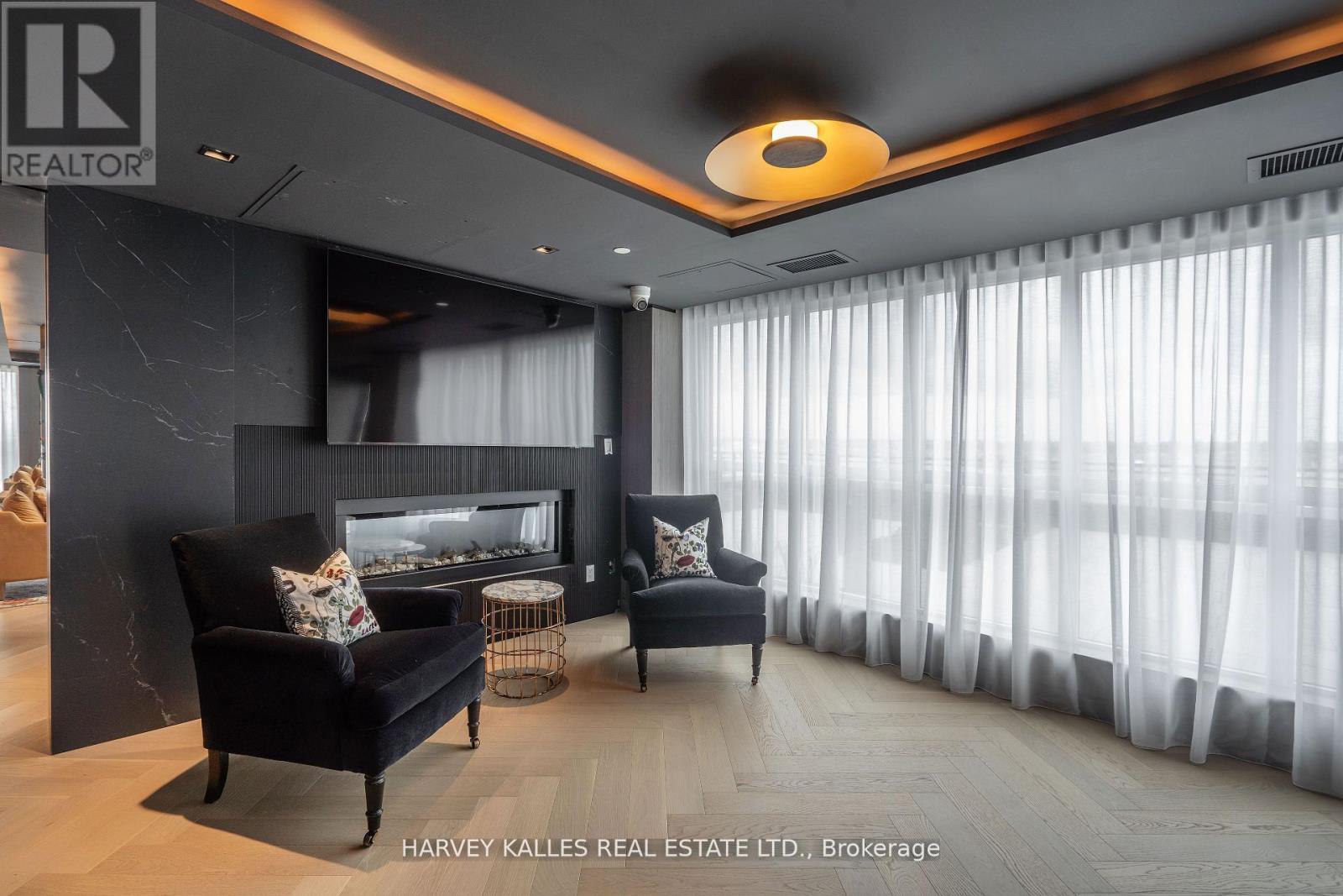 432 - 405 Dundas Street W, Oakville, Ontario  L6M 5P9 - Photo 39 - W12998936