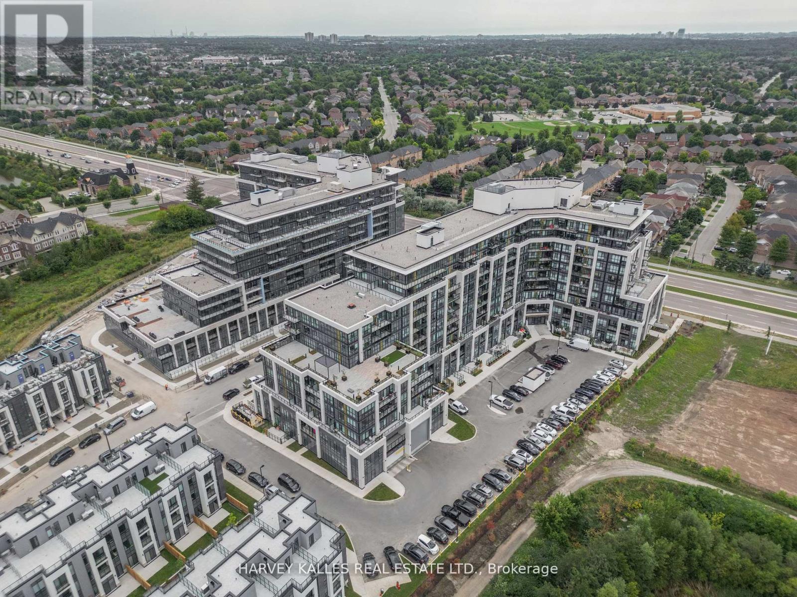 432 - 405 Dundas Street W, Oakville, Ontario  L6M 5P9 - Photo 45 - W12998936