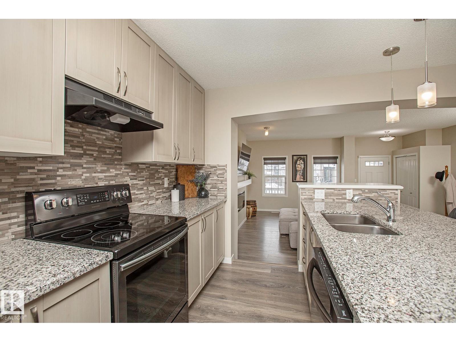 7718 Eifert Cr Nw, Edmonton, Alberta  T6M 0W2 - Photo 12 - E4482258