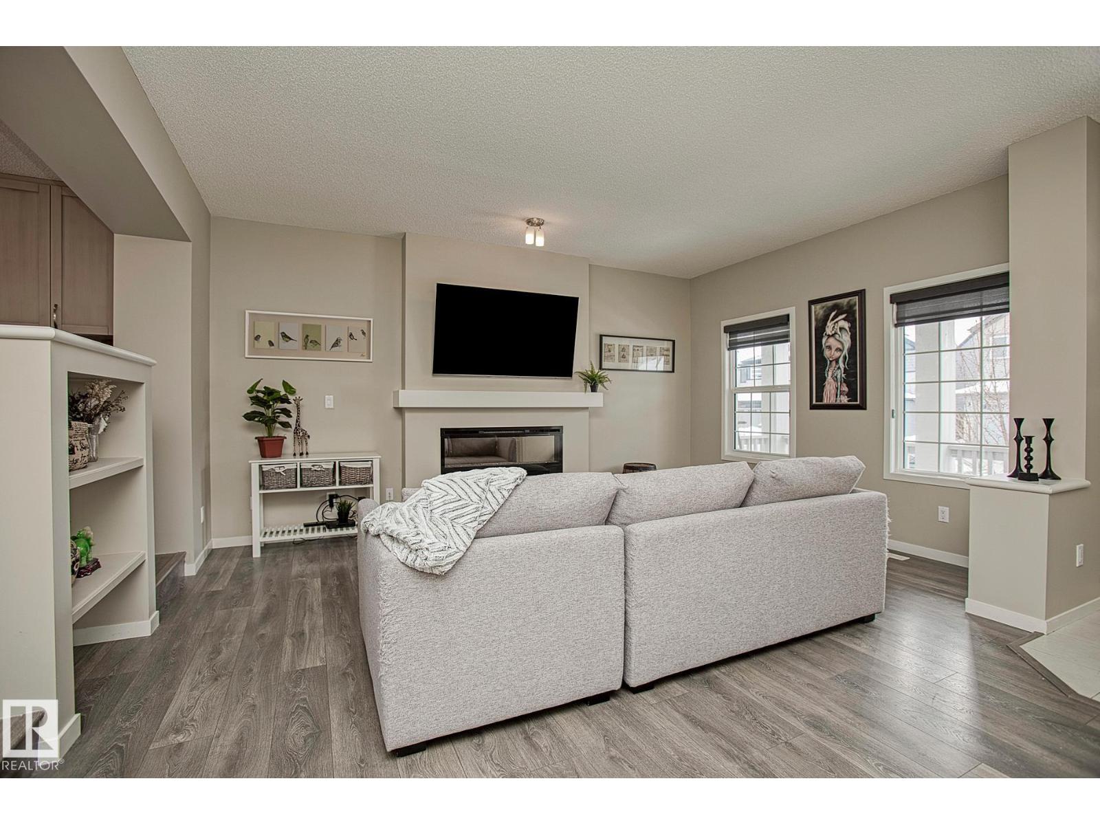 7718 Eifert Cr Nw, Edmonton, Alberta  T6M 0W2 - Photo 4 - E4482258