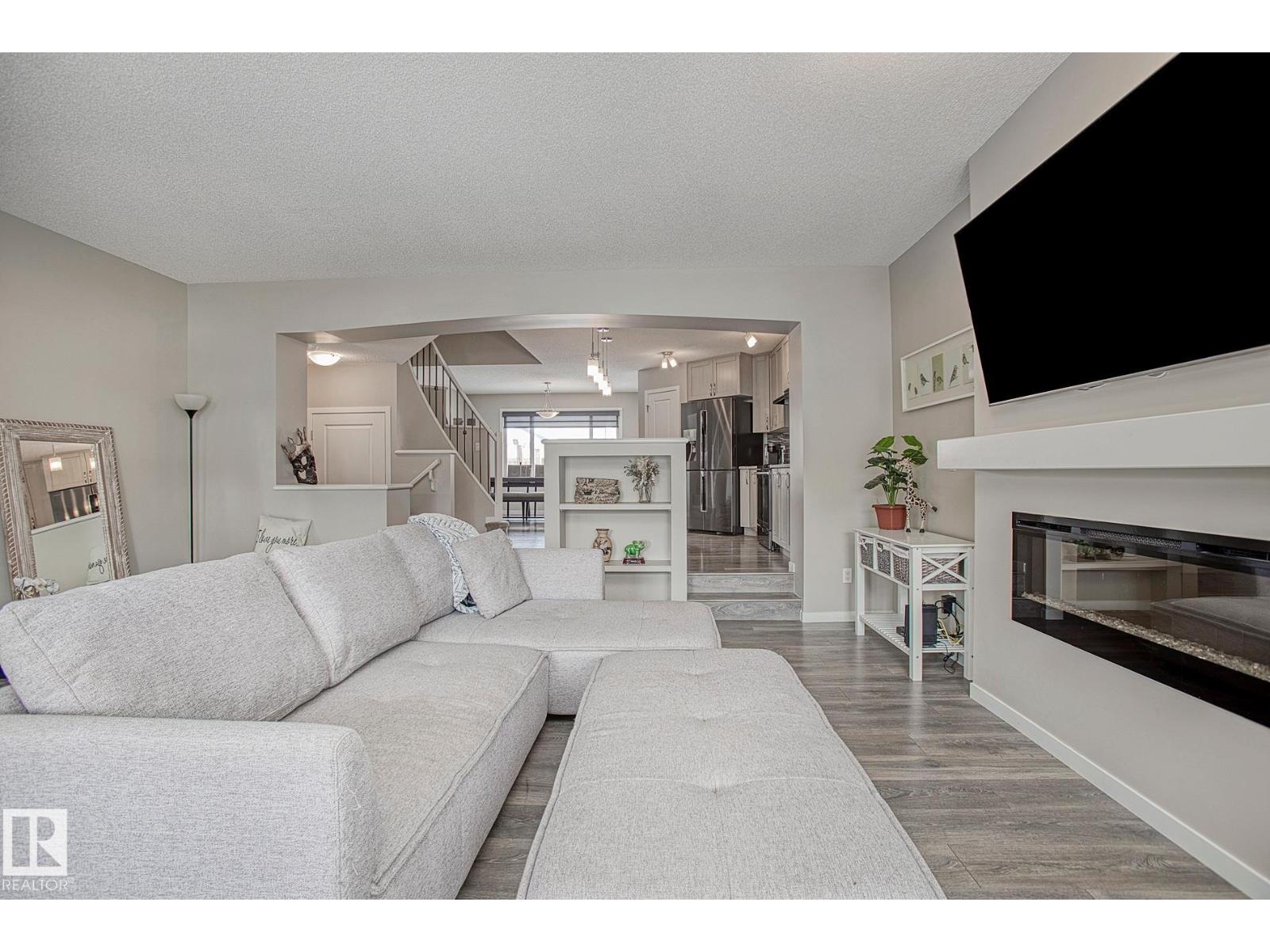 7718 Eifert Cr Nw, Edmonton, Alberta  T6M 0W2 - Photo 7 - E4482258