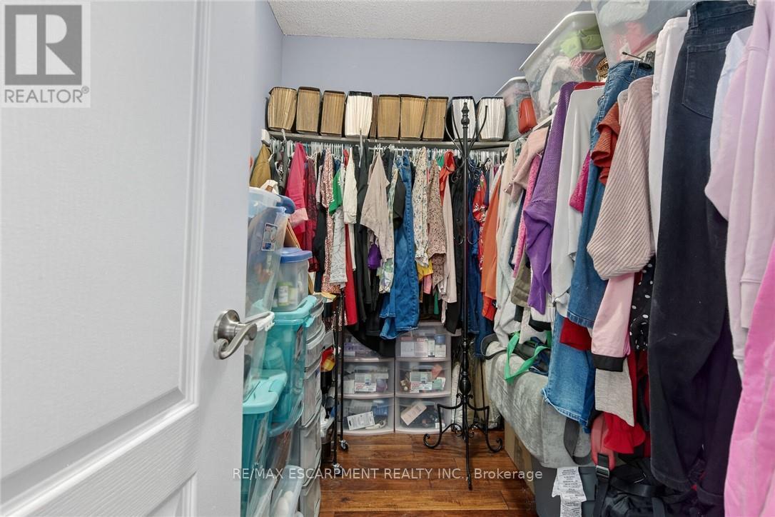 33 Panorama Way, Hamilton, Ontario  L8E 6C6 - Photo 28 - X12998892