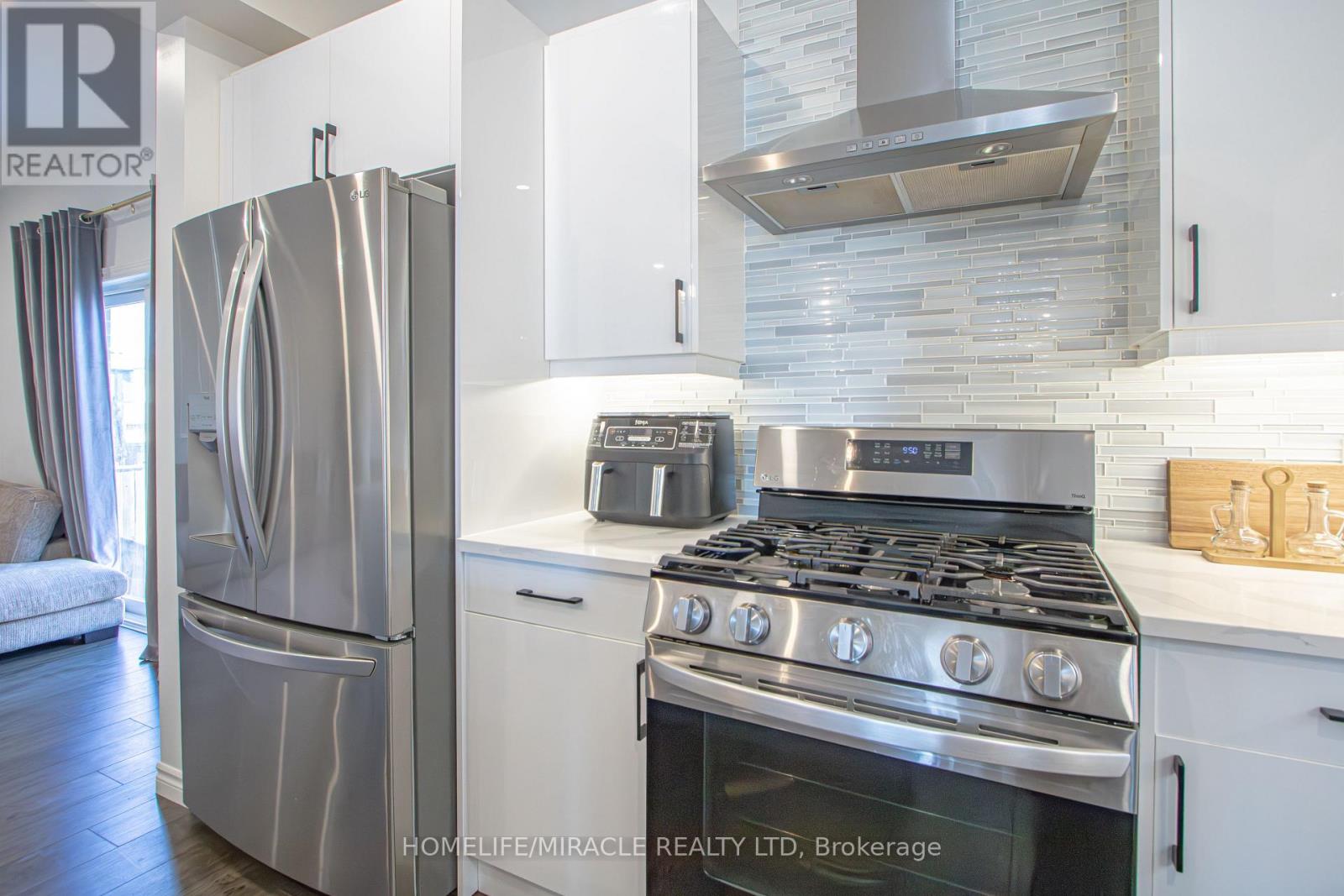 274 Middleton Avenue, London South, Ontario  N6L 0E9 - Photo 15 - X12998904