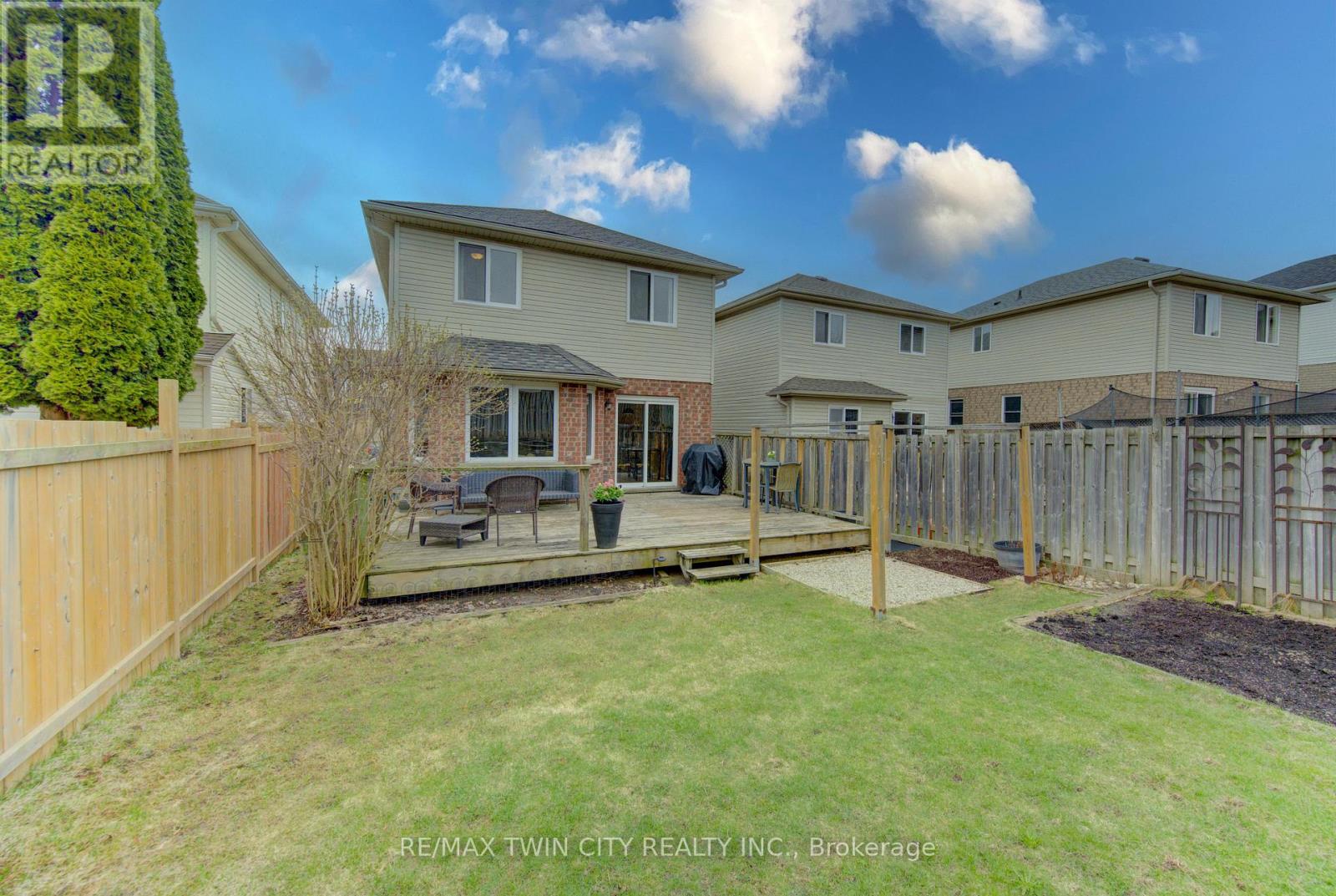 161 Windflower Drive S, Kitchener, Ontario  N2E 3S9 - Photo 30 - X12998930
