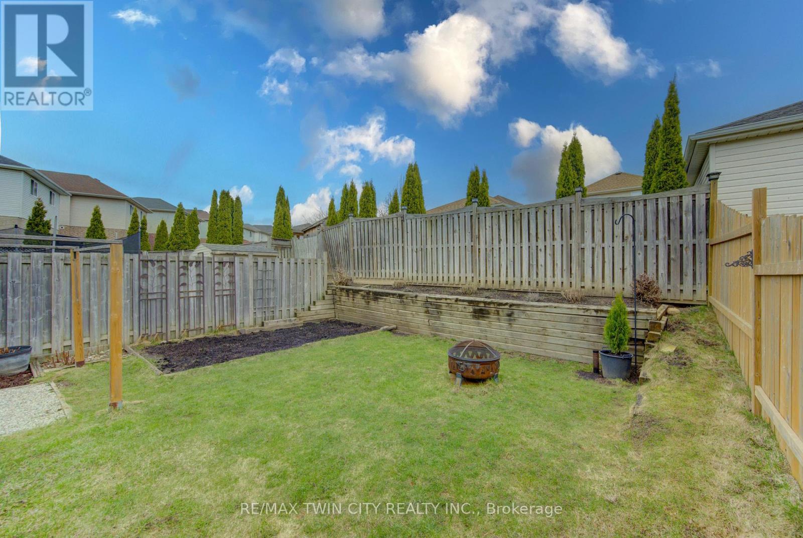 161 Windflower Drive S, Kitchener, Ontario  N2E 3S9 - Photo 32 - X12998930