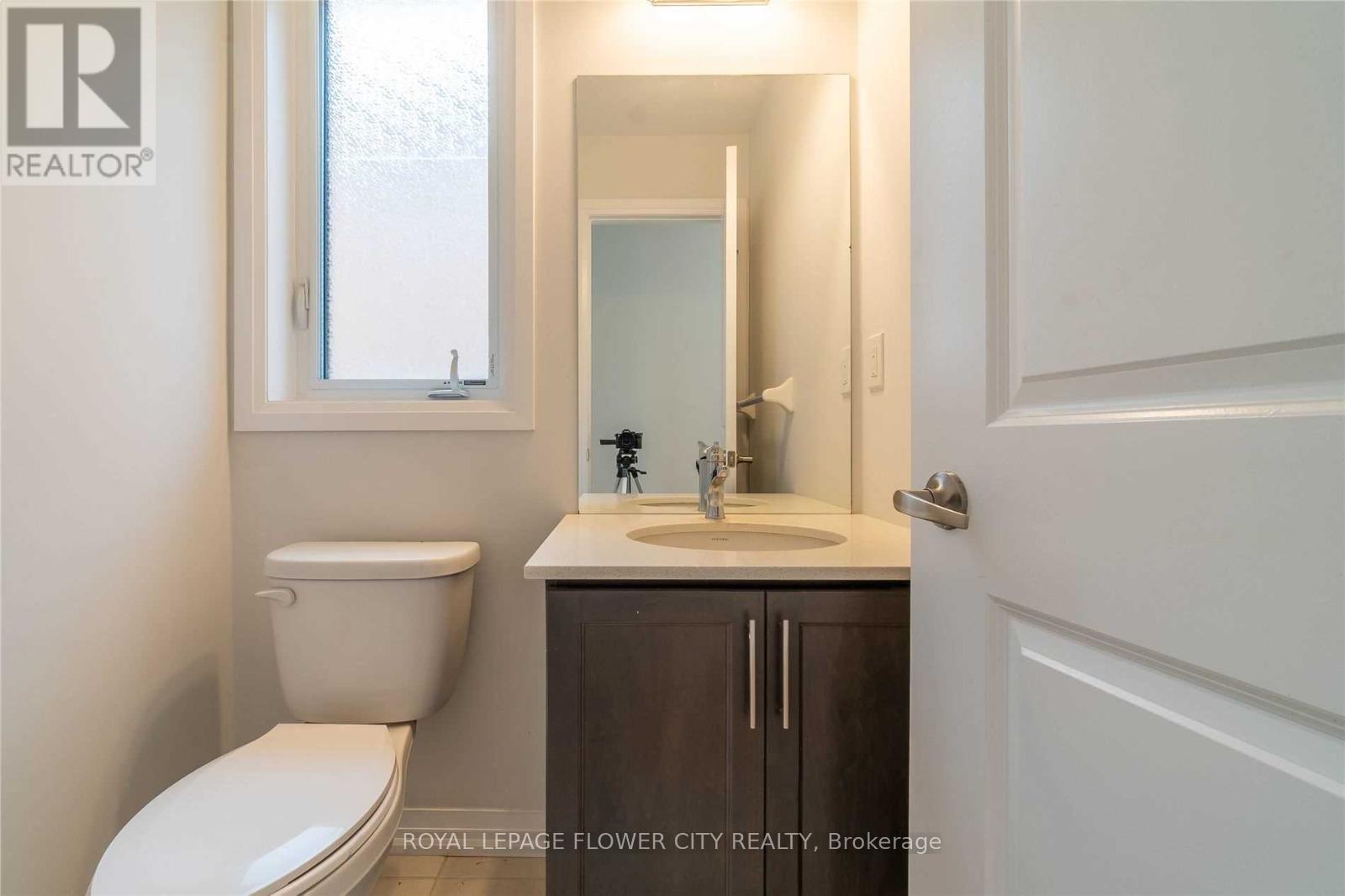 522 Thompson Street, Woodstock, Ontario  N4S 7W2 - Photo 9 - X12998970