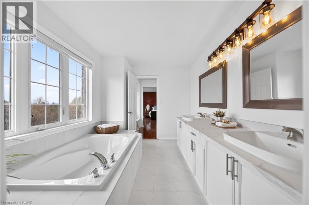 79 Porter Crescent, Cambridge, Ontario  N3C 0B7 - Photo 24 - 40815112