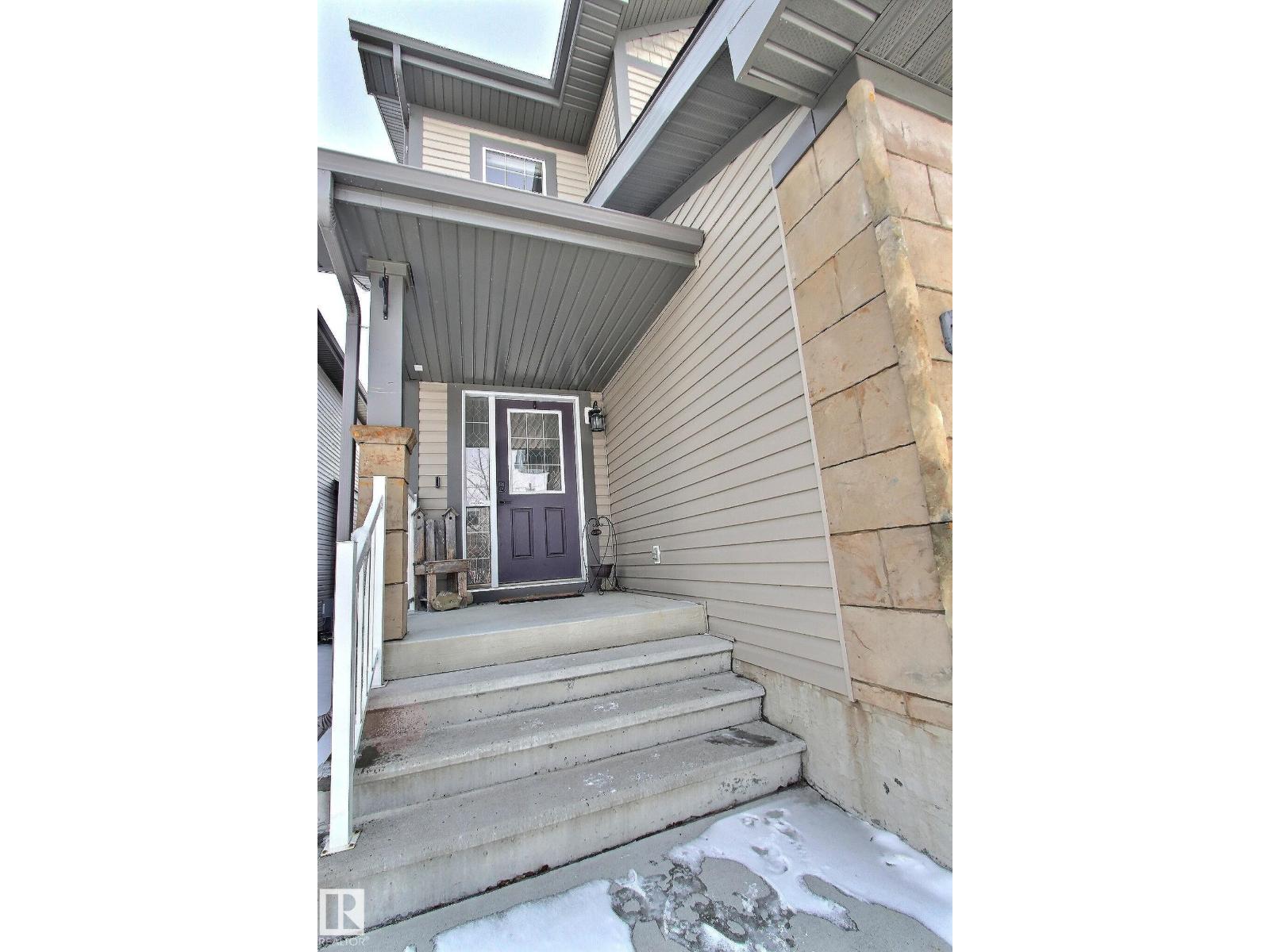 38 Vernon St, Spruce Grove, Alberta  T7X 0B6 - Photo 2 - E4482226