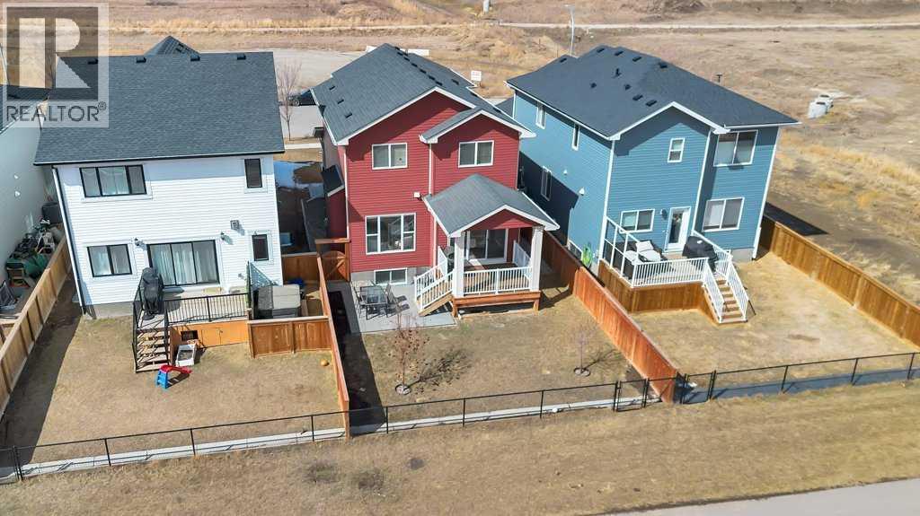 261 Wildrose Drive, Strathmore, Alberta  T1P 0H4 - Photo 9 - A2300048