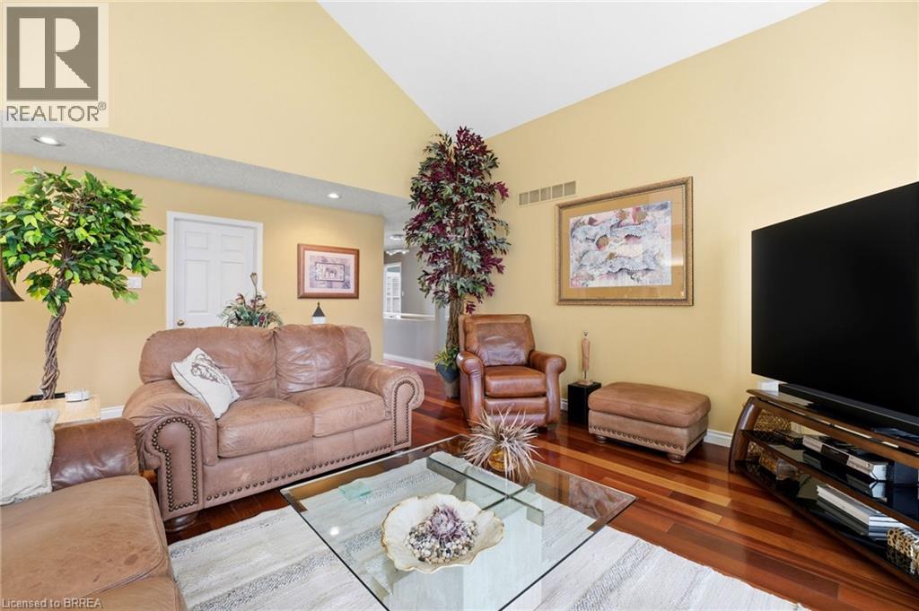 46 Victor Boulevard, St. George, Ontario  N0E 1N0 - Photo 11 - 40820902