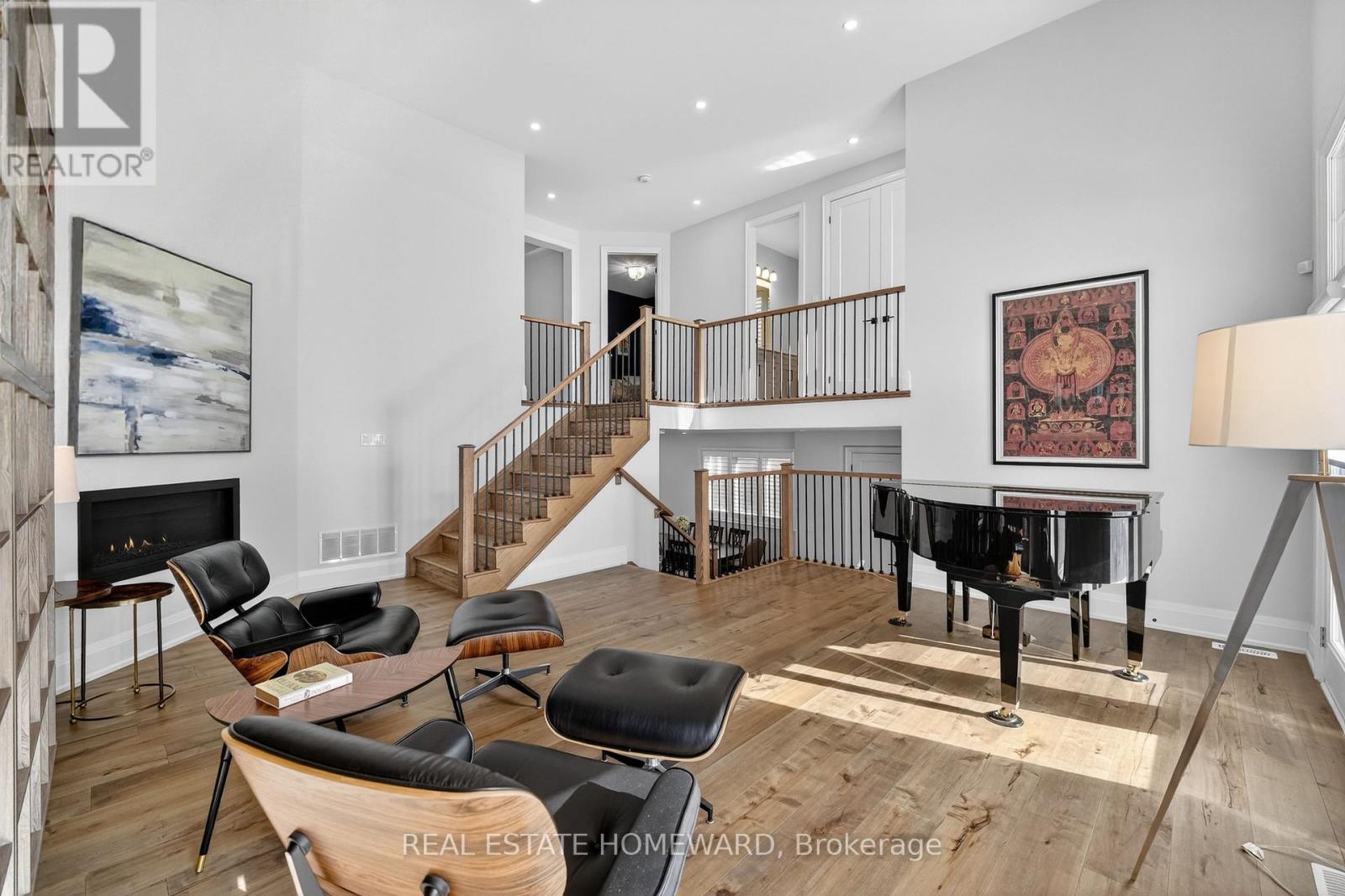 3329 Vernon Powell Drive, Oakville, Ontario  L6H 0Y4 - Photo 4 - W12972610