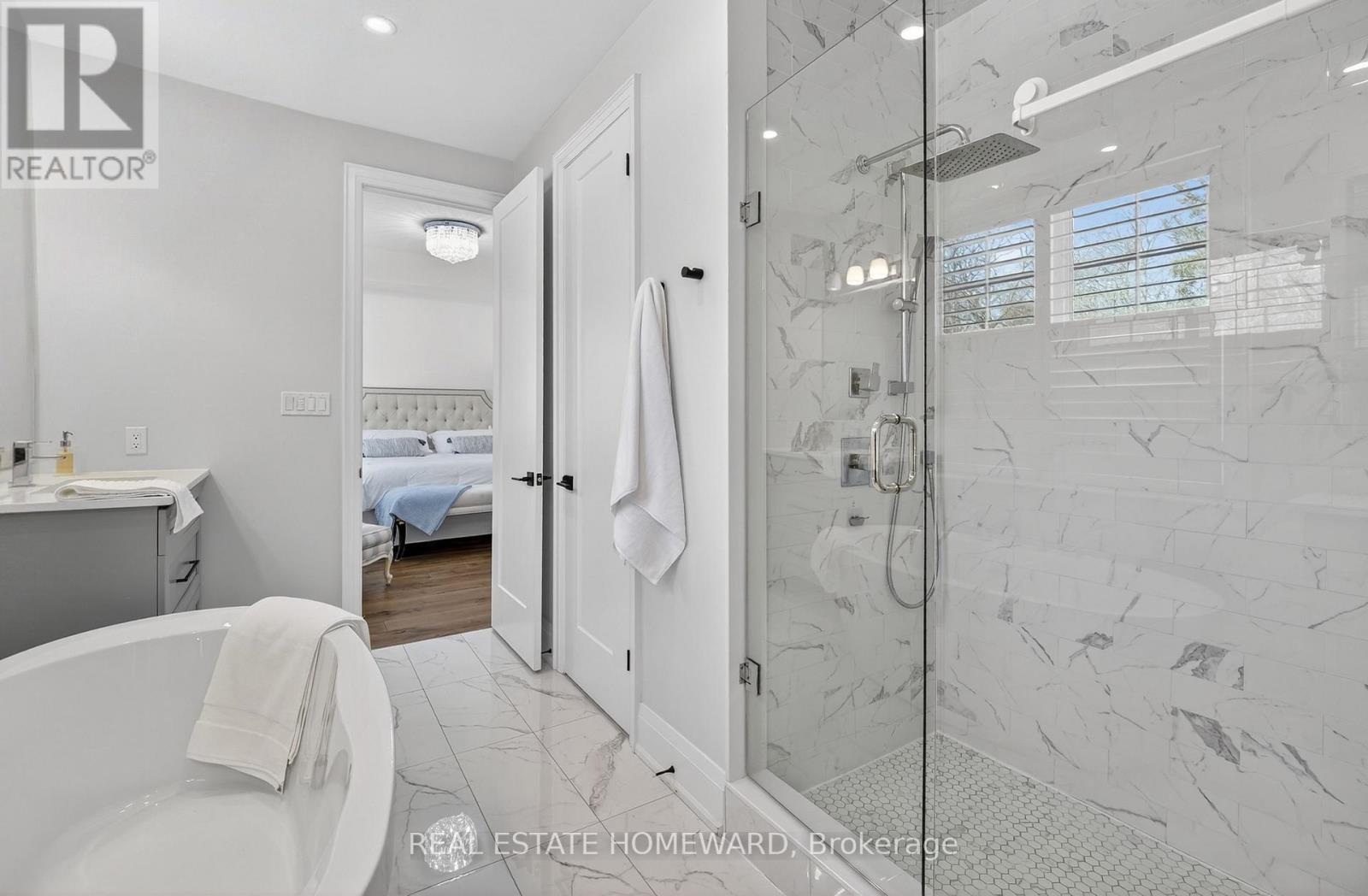 3329 Vernon Powell Drive, Oakville, Ontario  L6H 0Y4 - Photo 29 - W12972610