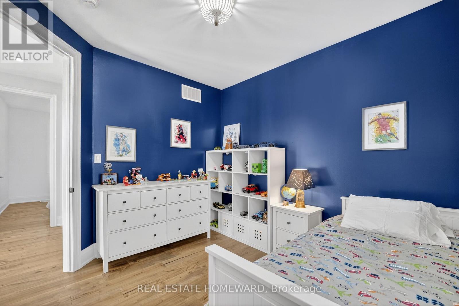 3329 Vernon Powell Drive, Oakville, Ontario  L6H 0Y4 - Photo 33 - W12972610