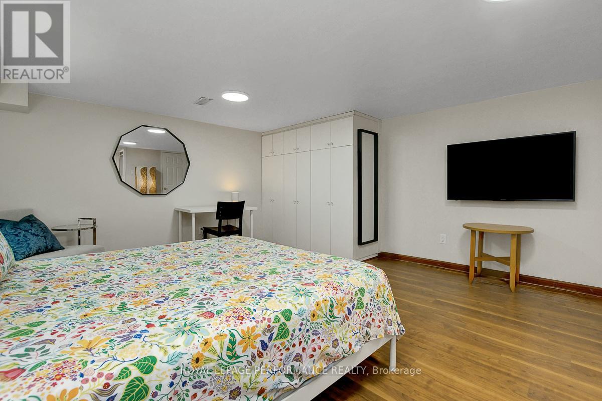 86 West Presland Road, Ottawa, Ontario  K1K 2C3 - Photo 37 - X12900340