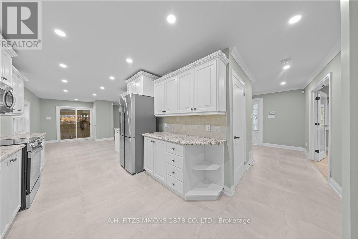 50 Putman Avenue, Ottawa, Ontario K1M 1Z3 - Photo 9 - X12995332