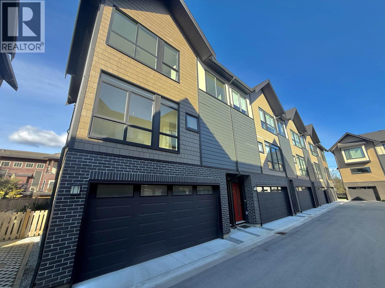 99 4337 Boundary Road, Richmond, British Columbia  V6V 0C4 - Photo 2 - R3111593