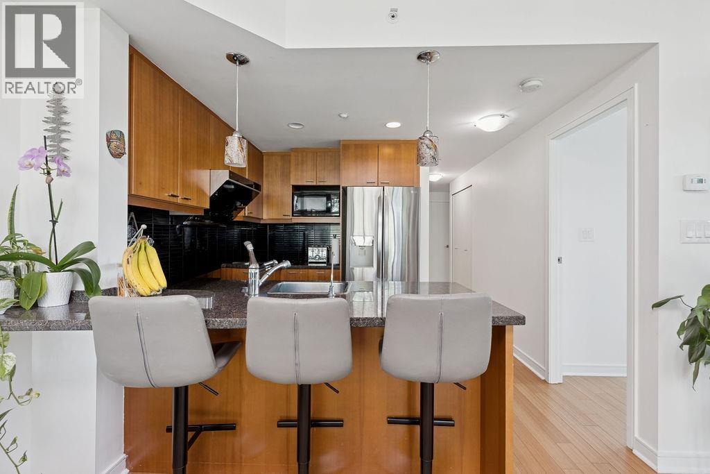 1202 1680 Bayshore Drive, Vancouver, British Columbia  V6G 3H6 - Photo 10 - R3111604