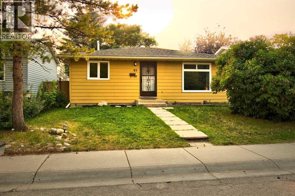 95 Falton Way Ne, Calgary, Alberta  T3J 1J5 - Photo 1 - A2281278