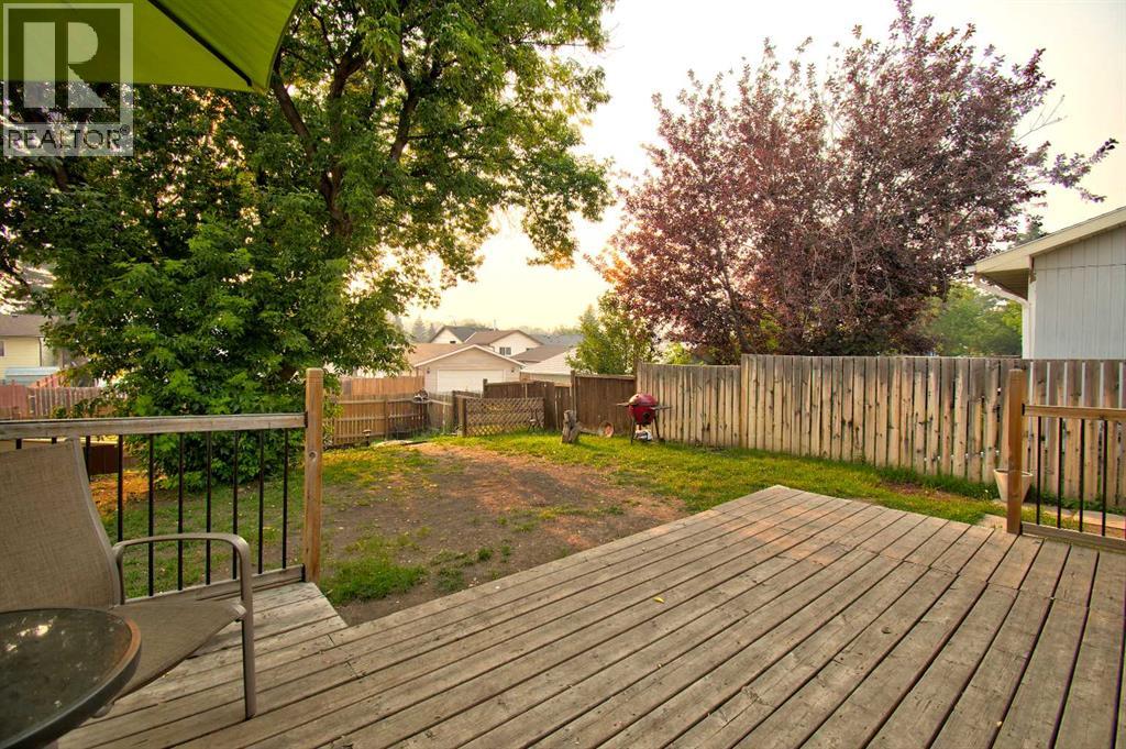 95 Falton Way Ne, Calgary, Alberta  T3J 1J5 - Photo 3 - A2281278
