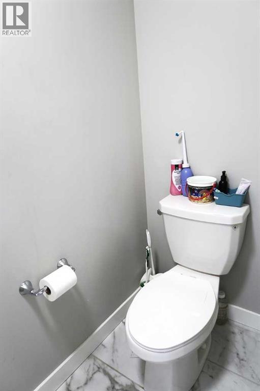 240 Creekstone Row Sw, Calgary, Alberta  T2X 4Y5 - Photo 22 - A2285154