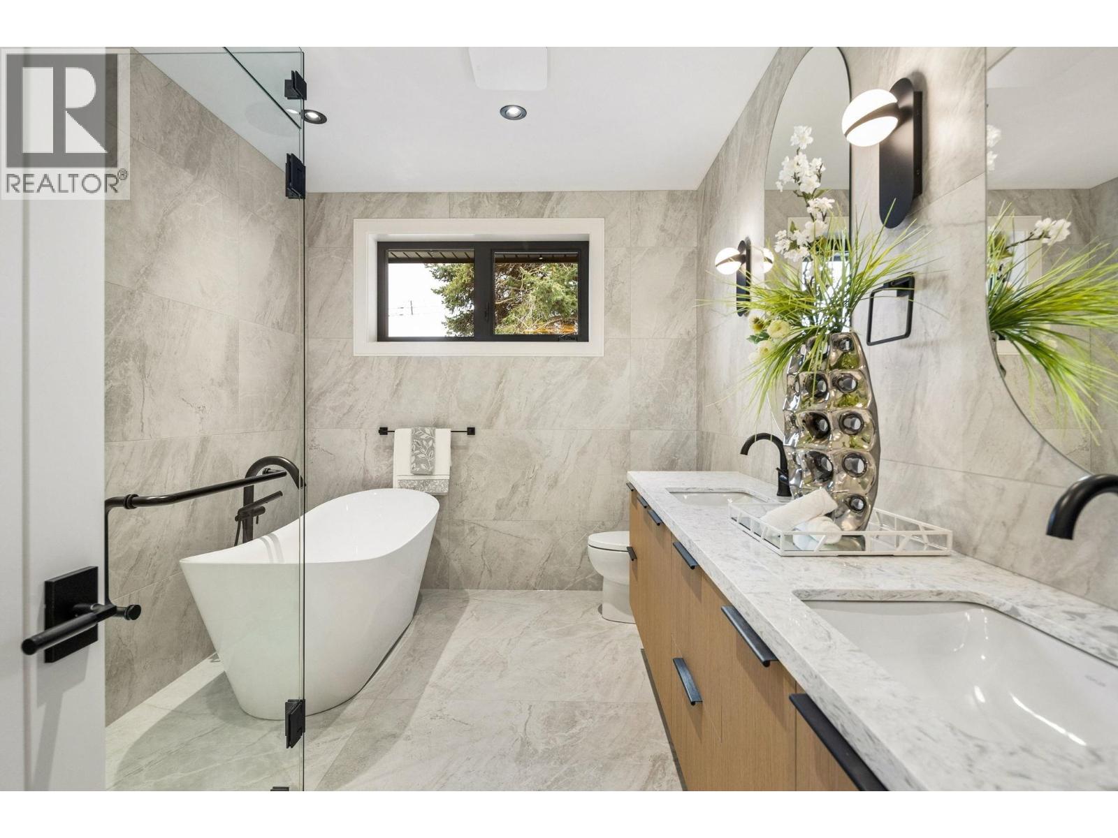 4420 Stonecrop Avenue, Richmond, British Columbia  V7C 1L7 - Photo 30 - R3111196