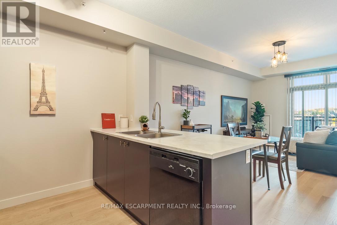 302 - 5020 Corporate Drive, Burlington, Ontario  L7L 0H7 - Photo 7 - W12476650