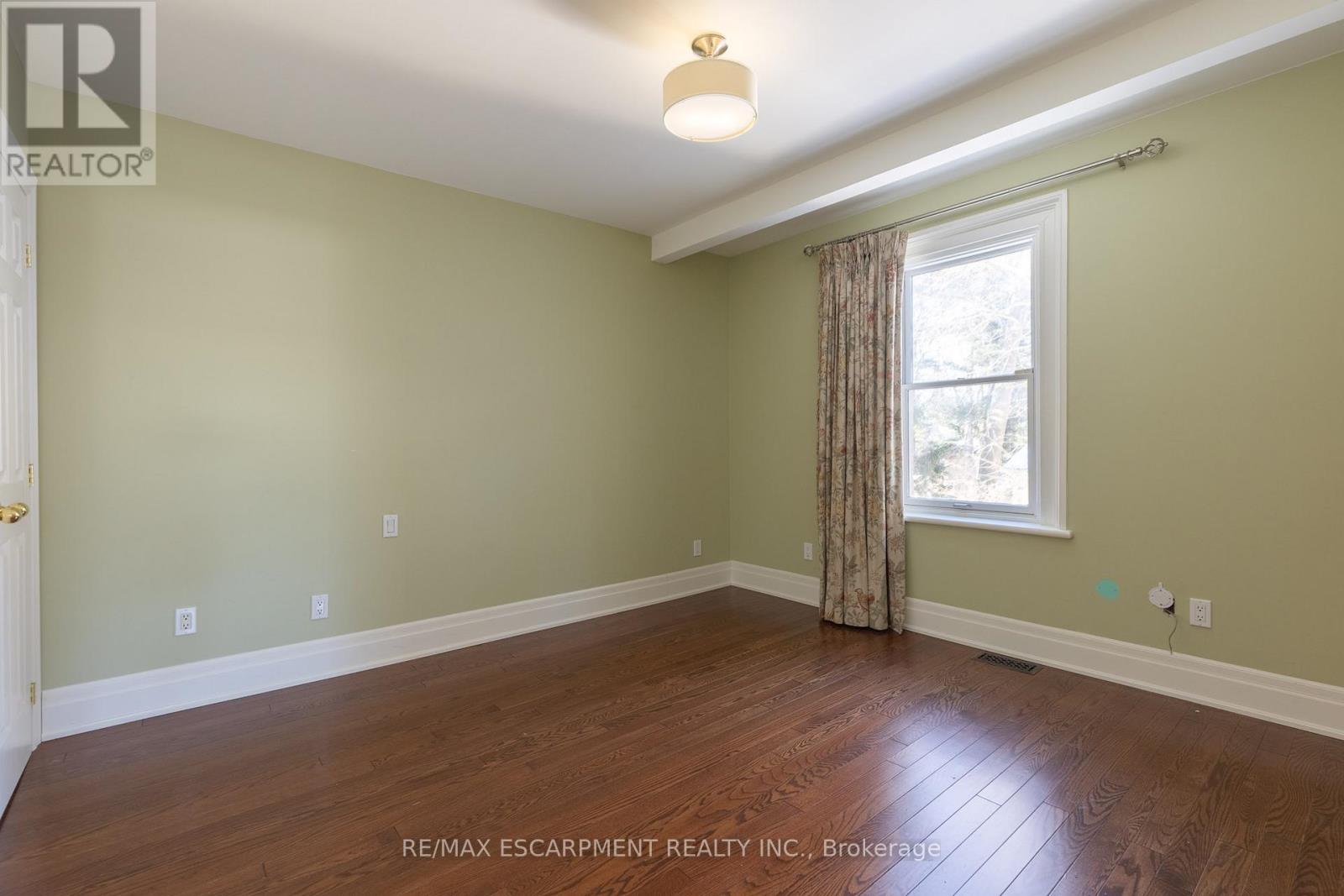 184 Chartwell Road, Oakville, Ontario  L6J 3Z8 - Photo 19 - W12726244