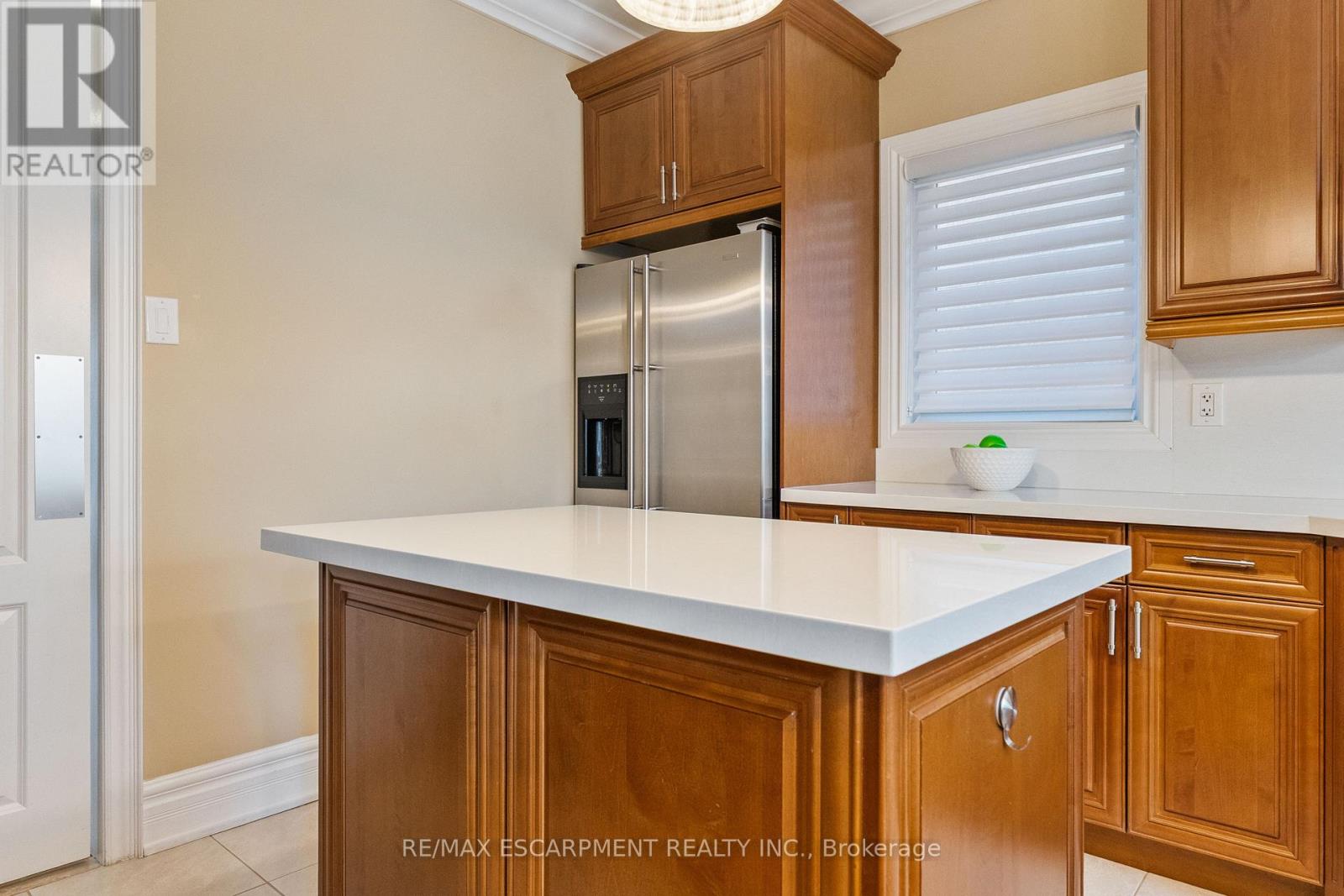 3402 Buena Vista Court, Oakville, Ontario  L6L 6W6 - Photo 16 - W12872960