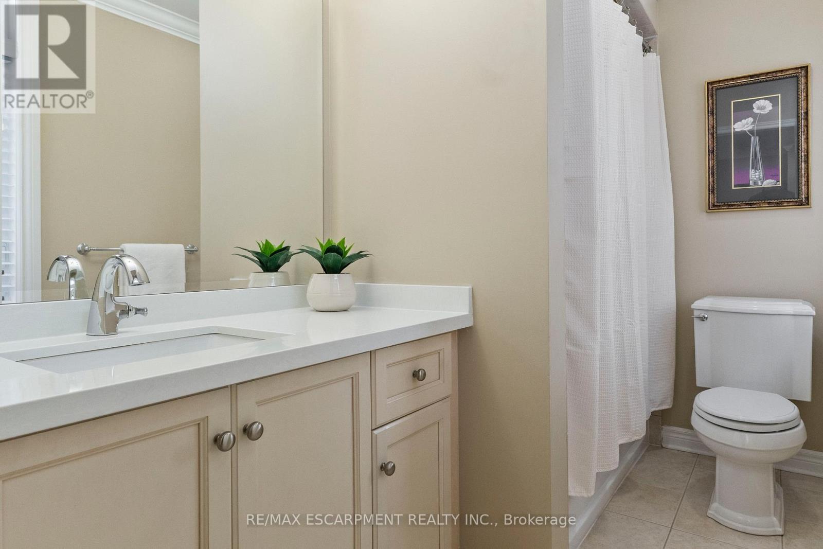 3402 Buena Vista Court, Oakville, Ontario  L6L 6W6 - Photo 39 - W12872960