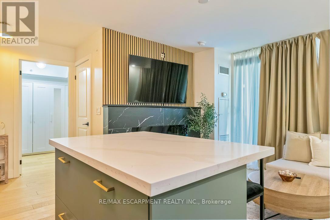 501 - 80 Esther Lorrie Drive, Toronto, Ontario  M9W 4V1 - Photo 16 - W12922874