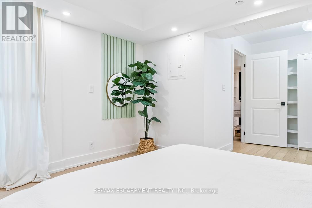 501 - 80 Esther Lorrie Drive, Toronto, Ontario  M9W 4V1 - Photo 28 - W12922874